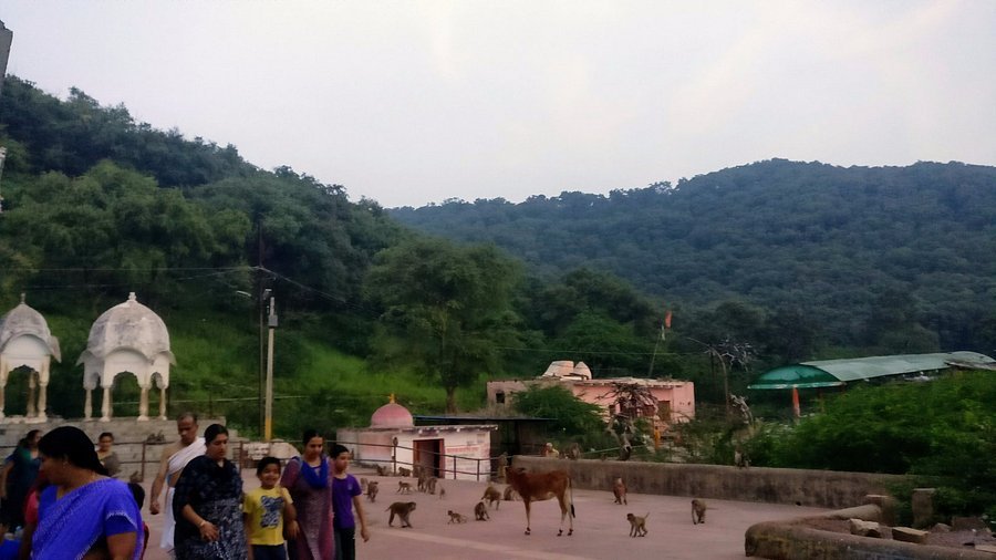 Chitrakoot Tour Package